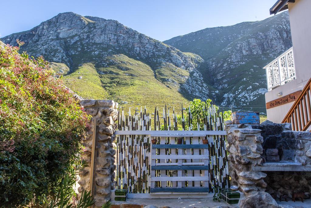 The Trailhouse Otel Bettyʼs Bay Dış mekan fotoğraf